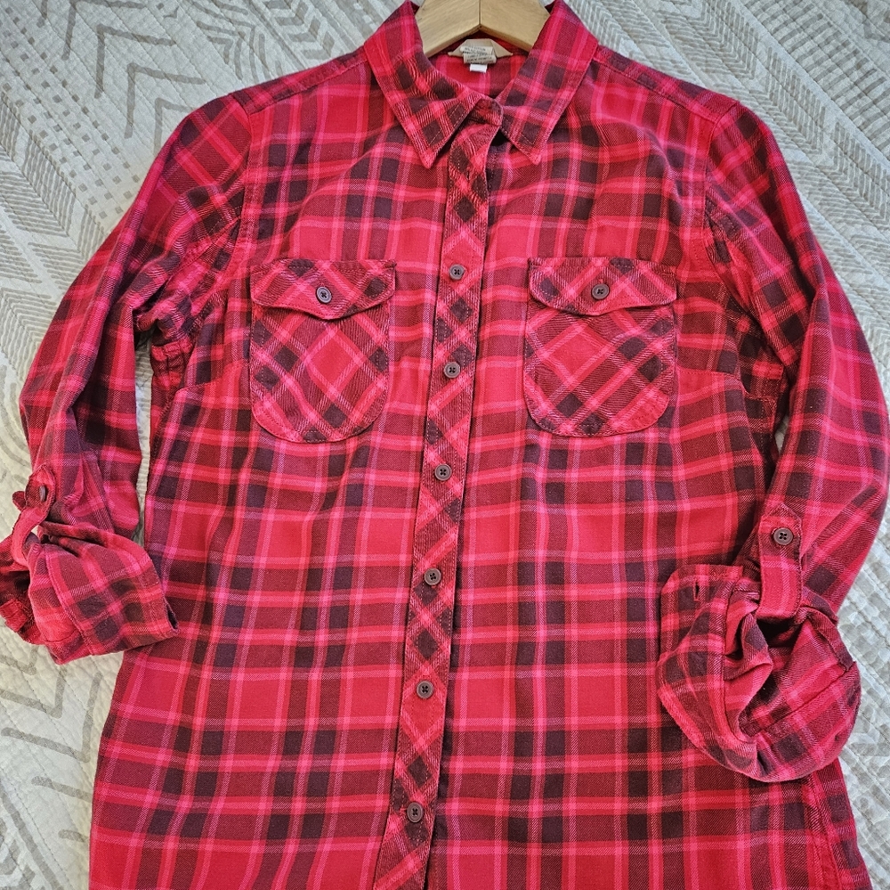 Duluth Trading Co Free Swinging Flannel Shirt